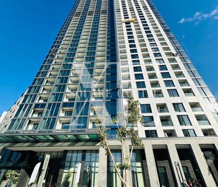 2 BR Apartment | Burj Khalifa and Skyline View | Corner Unit